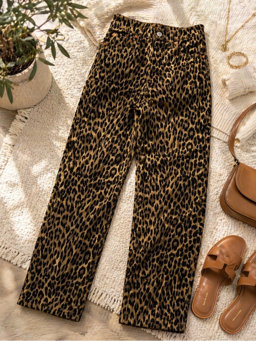 Levi’s Ribcage Straight Leopard Corduroy Pants High Rise W24L27
